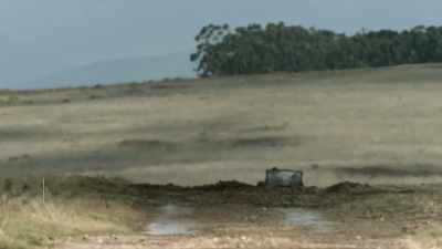 A U.S. ARMY CONVOY
REACHES THE HALFWAY POINT - Origins: The Journey of Humankind