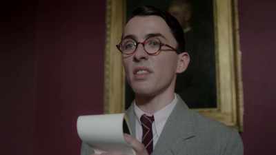 A vampire who I can now prove - Decline and Fall