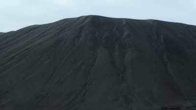 A volcanic island in the sky - Prehistoric Planet
