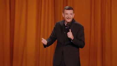 A wee wanker sign, wa-hey! - Kevin Bridges: The Overdue Catch-Up