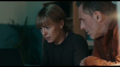 - A what?
- A virus that self-deletes. - The Angel Maker