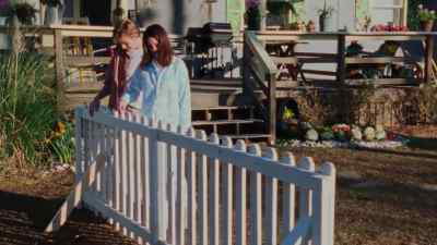 - A white picket fence... - Dawson's Creek