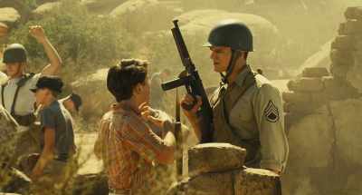 - A whole minute?
- I'll give you a signal - The Fabelmans