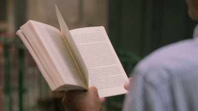 "A year among the Italians
has converted me - Write Around the World with Richard E Grant