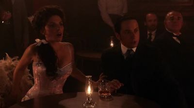 Aaaaah! It's the lurker! - Murdoch Mysteries