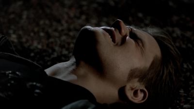 Aaah! I'm just trying to help! - The Vampire Diaries