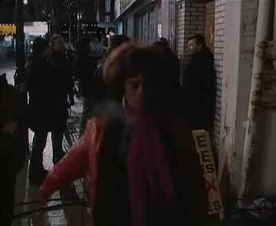 - Aah!
- Mine! You are mine! - Boulevard