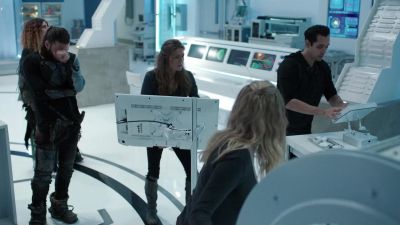 Aah! - The 100