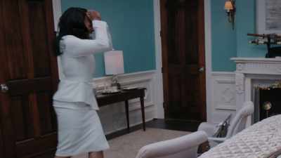 AAH-- - Tyler Perry's The Oval