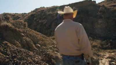 Aaron: EVERY TIME I GO WALKING
AROUND ON THESE CUTS, - Dino Hunters