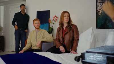 Aaron is going to find
out who killed Elias, - To Catch a Spy