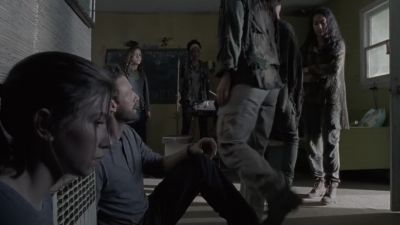 AARON: We came here
to ask for your help. - The Walking Dead