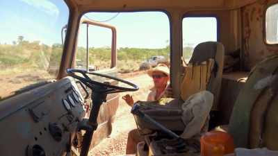 Aaron, what about this?" - Outback Opal Hunters