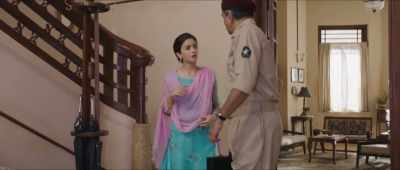 Abba... are you leaving? - Raazi