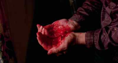 - Abbey, come on. - Mother's Day