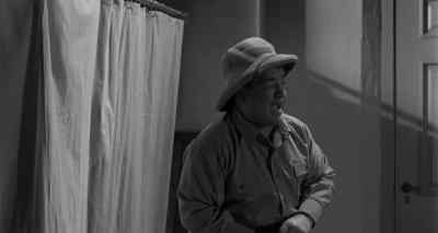 Abbott!
I got him ! - Abbott and Costello Meet the Mummy