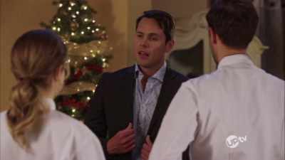 Abby, I'll have
Chanelle drop off - A Christmas Recipe for Romance