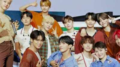[Abby] Seventeen is
so interesting - Larger than Life: Reign of the Boybands