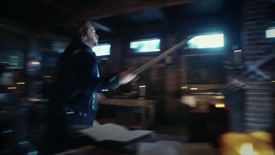 Abigail! Get the guns! - Sleepy Hollow