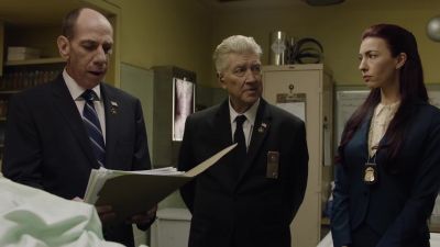 About one week ago,
Hastings ended his blog entry - Twin Peaks