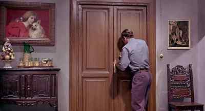 Abra at the door, Gia, Gia! - Buona Sera, Mrs  Campbell
