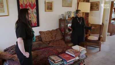 Absolutely, and you can see
that the whole room - Raiders of the Lost Past with Janina Ramirez