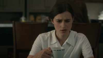 According to Lyle, the coroner-- - Frankie Drake Mysteries