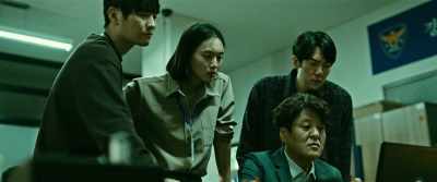 According to our analysts, the girl
is calling for help in Chinese! - Vanishing