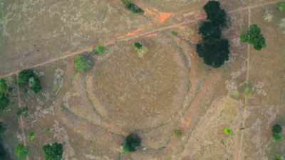 ACCORDING TO ONE
CENTURIES OLD ACCOUNT, - Lost Cities of the Amazon
