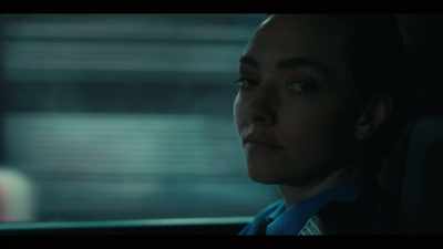 Acolo e... I-am uitat numele. - Long Bright River