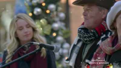 [acoustic guitar] - Time for Me to Come Home for Christmas