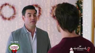 Actually, avery's helping me
with that. - Christmas Waltz