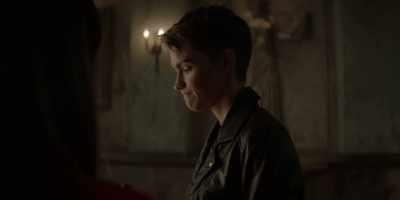 Actually, I don't think that,
that's what it is. - Batwoman