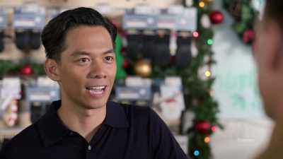 Actually, I own the place, - Hotel for the Holidays