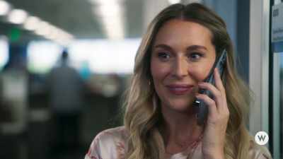 Actually, I'm actually
really great at buying gifts. - Love in the Limelight