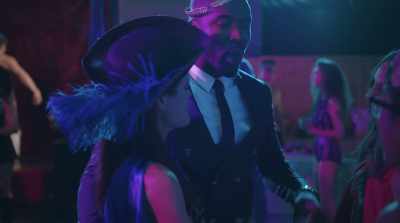 - Actually, I'm corporate Caesar.
- Oh, yeah. Nice. - Lust Life Love