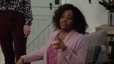 Actually, I'm on a champagne,
muffin, and bacon cleanse. - Call Your Mother