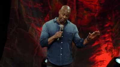 Actually, Kate hates my guts.
Sarah knows that I'm black, - Dave Chappelle: Deep in the Heart of Texas