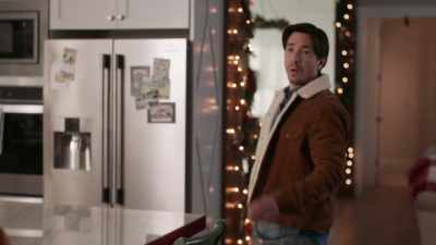 Actually, you know, uh,
they don't know I'm coming. - Christmas with the Campbells