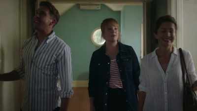 - Actually, Lachlan suggested
that I take this room, - Five Bedrooms