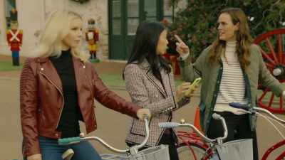 Actually, maybe you can help us.
The first clue, it said... - Every Time a Bell Rings