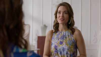 Actually, my mom will be
designing my wedding dress. - Love's Greek to Me