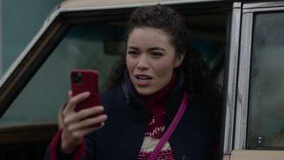 Actually, it reminds me, do you
have George's dad's address? - Welcome to Valentine
