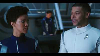 Actually, the CMO does need my help - Star Trek: Discovery