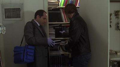Actually, there is. He's got
sketches of atomic structure. - House