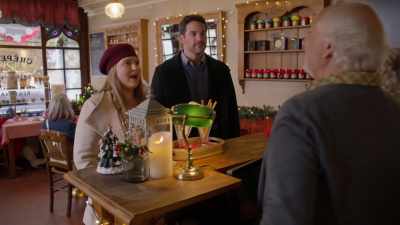 Actually, we had some
questions about your shop, - Joyeux Noel