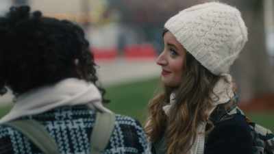 Actually, yeah, I think help
would be great. Thanks. - A Show-Stopping Christmas