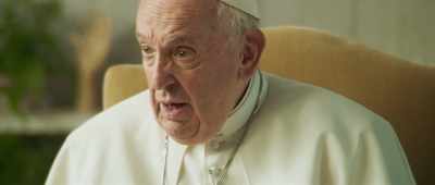 Ada banyak imam di 
penjara di mana-mana. - The Pope: Answers