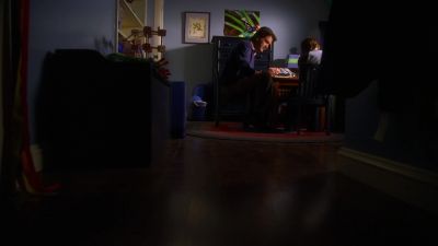 Adam, eyes here. - House