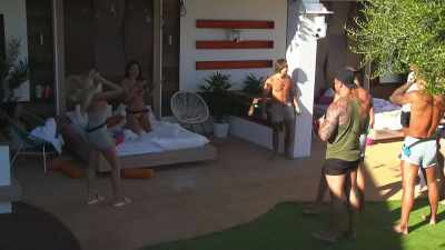 Adam got a really
long hug from Liana. - Love Island